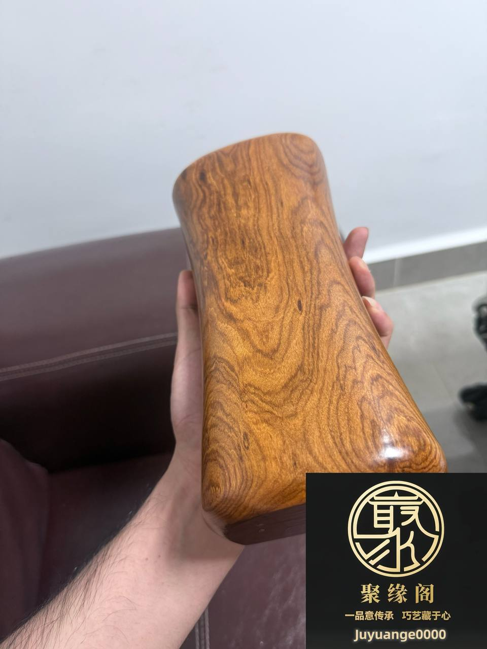 越南黄花梨精品睡枕一个