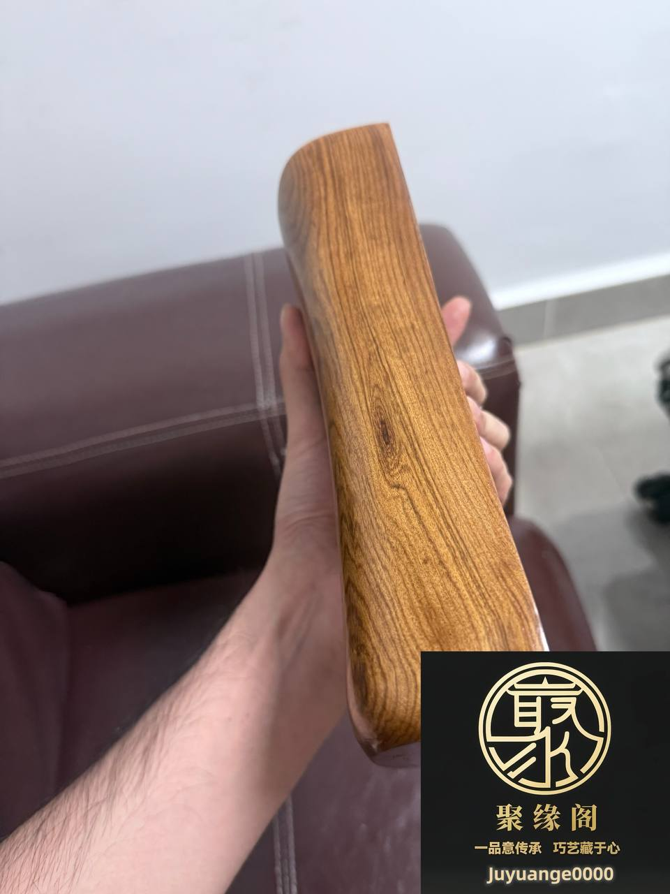 越南黄花梨精品睡枕一个