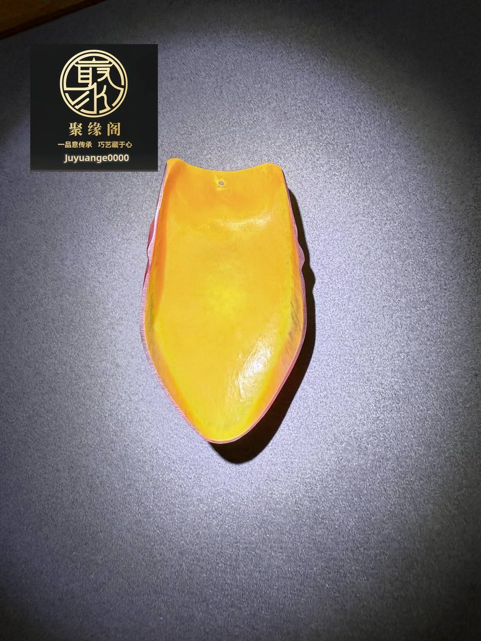 鸟头精雕关二爷佛牌