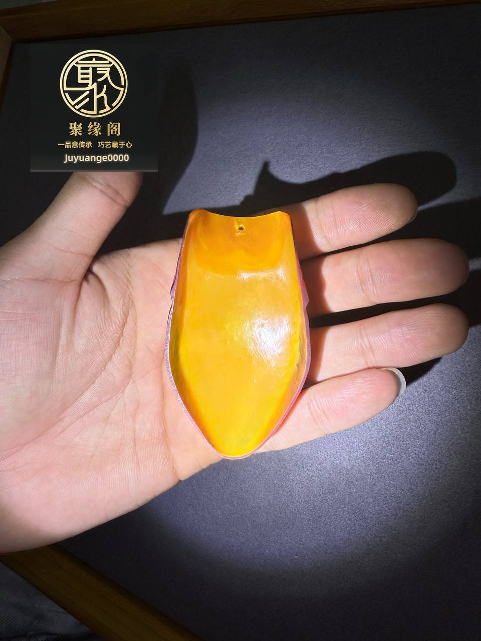 鸟头精雕关二爷佛牌