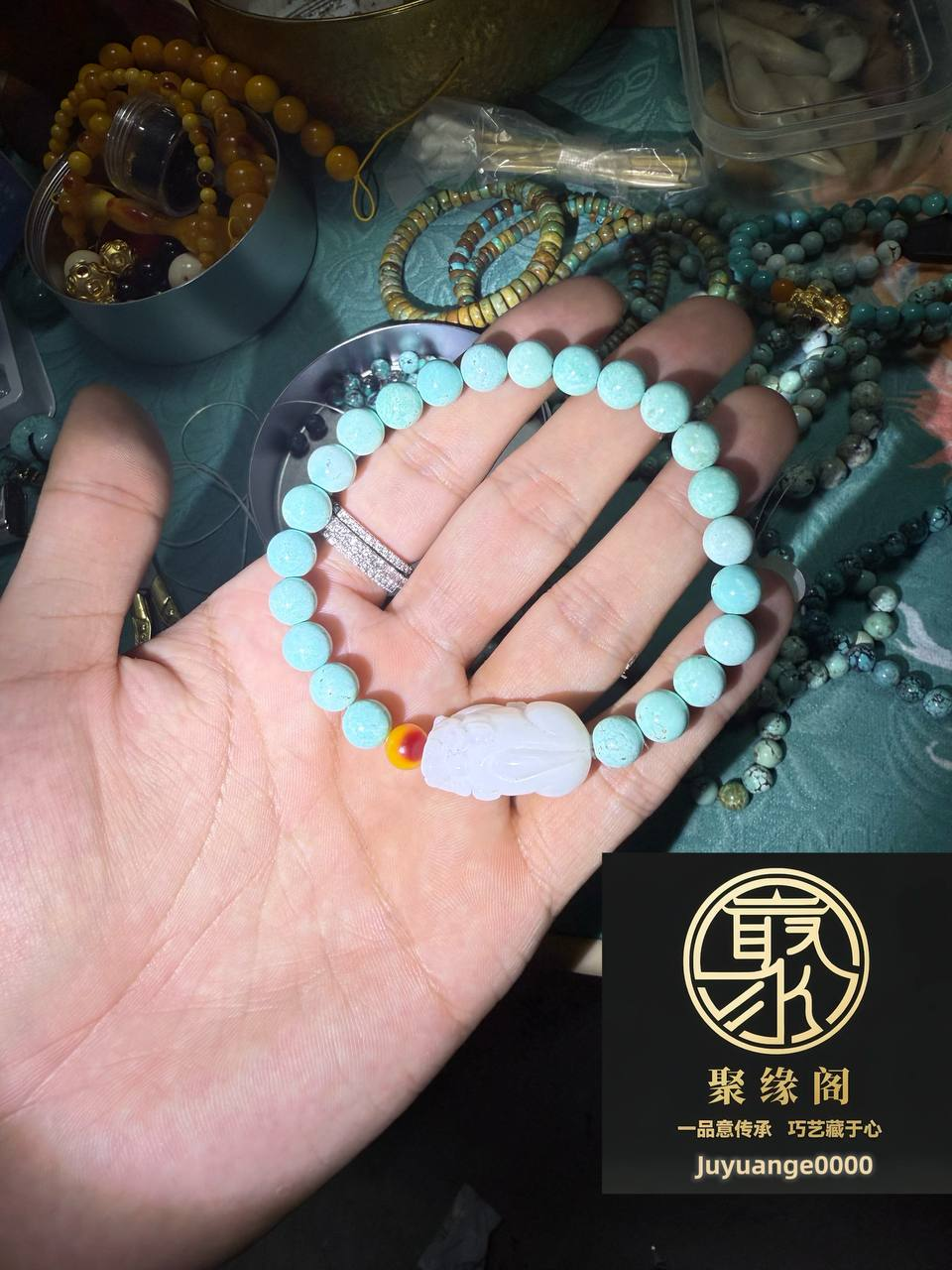 顶瓷原矿绿松貔貅手串