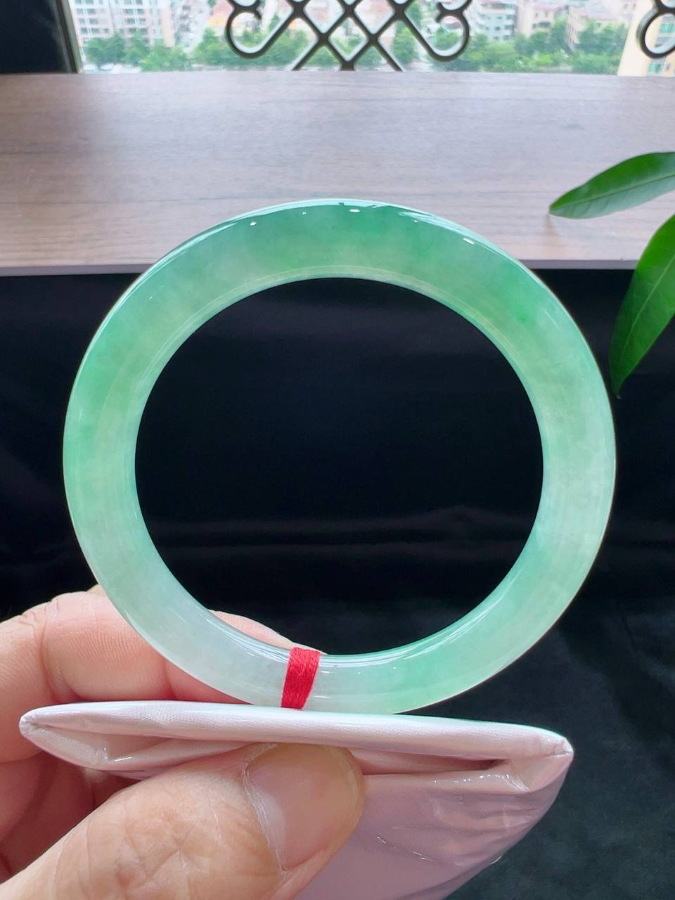 冰种果绿 圆条 翡翠 手镯