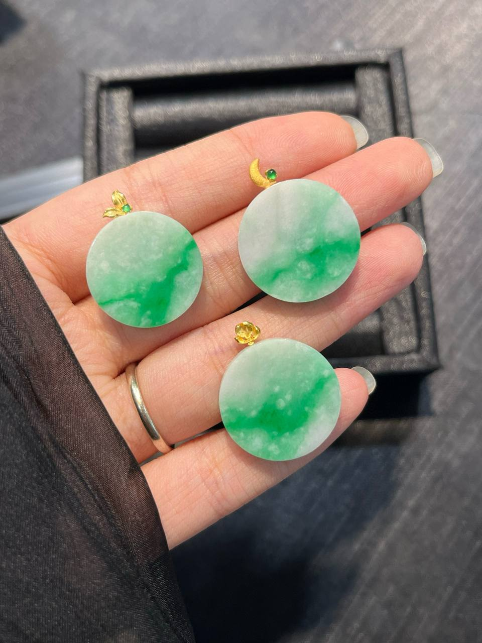 阳绿·圆牌 #吊坠