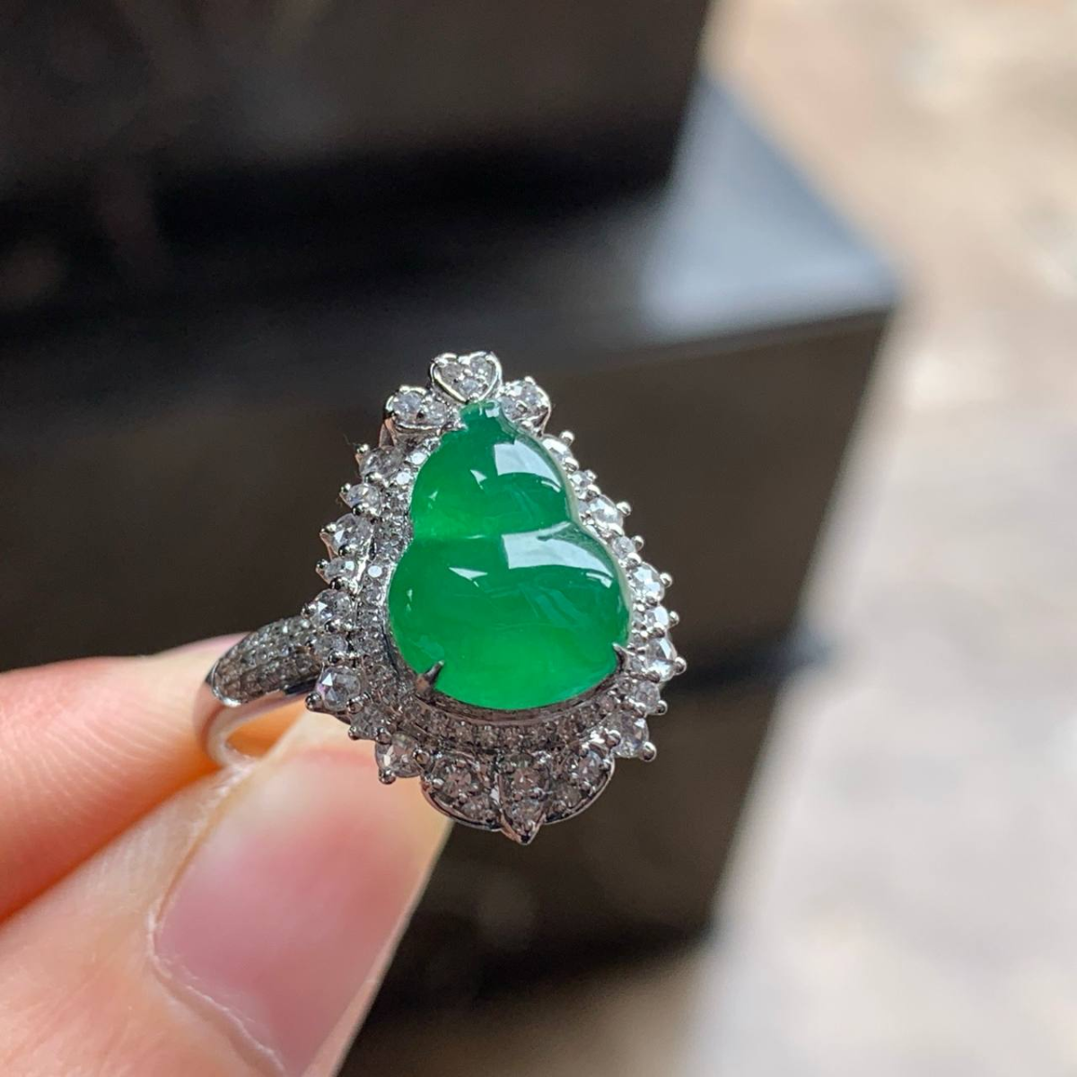 金钻镶嵌 辣绿色 葫芦 #戒指