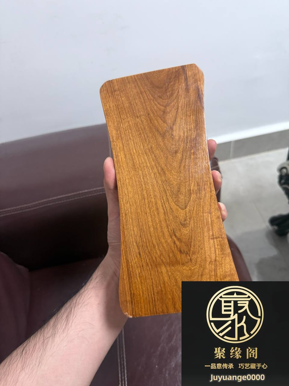 越南黄花梨精品睡枕一个