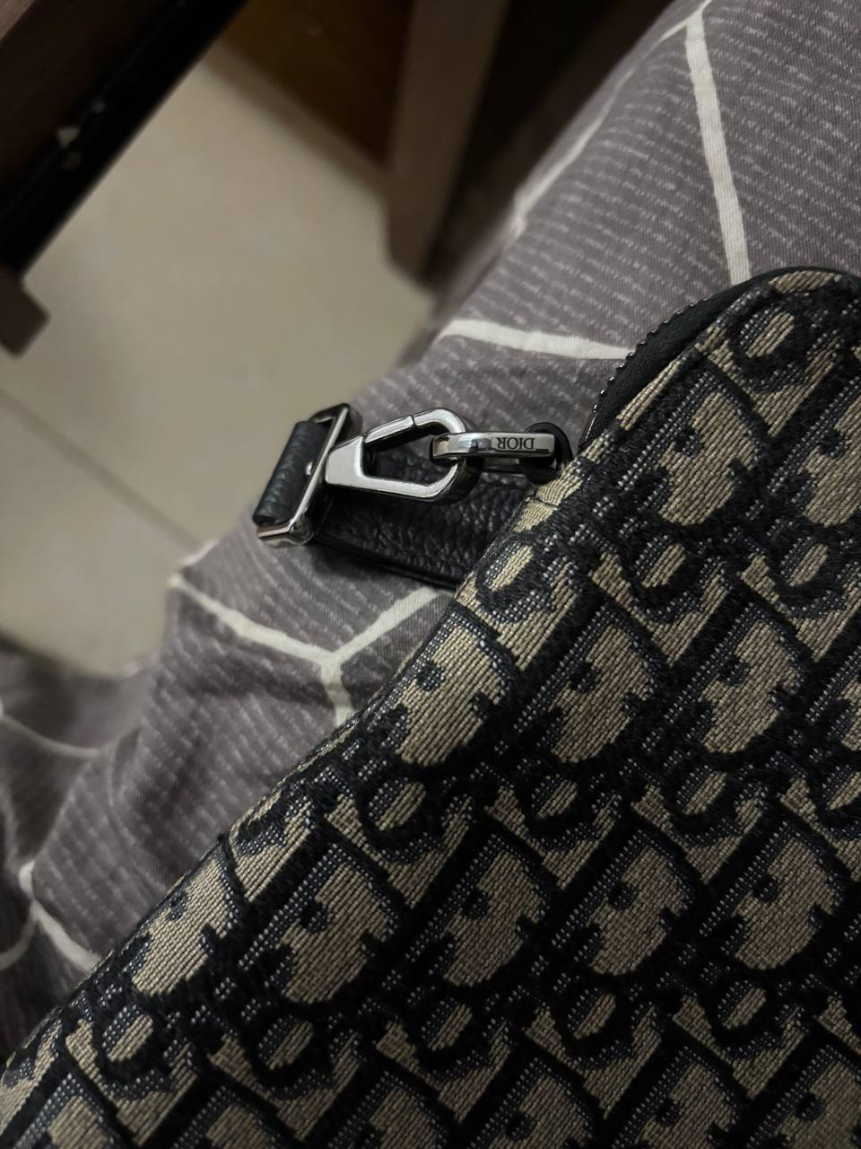 二手迪奥男包手包一个